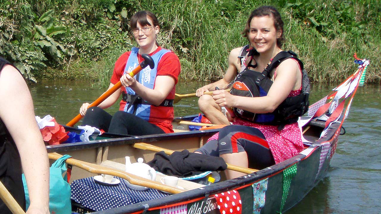 canoeing corporate team building sussex kent