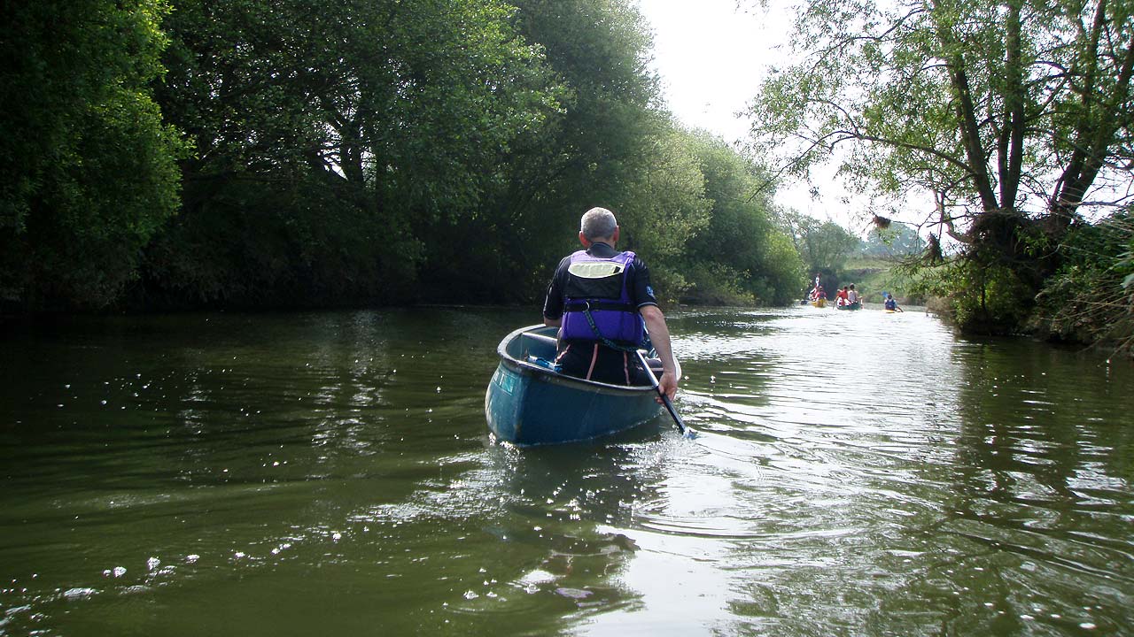 canoeing corporate team building sussex kent