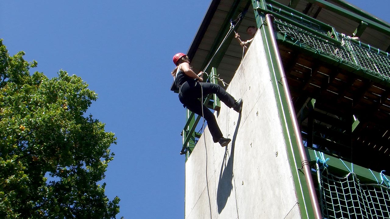 rock climbing abseiling experience sussex kent