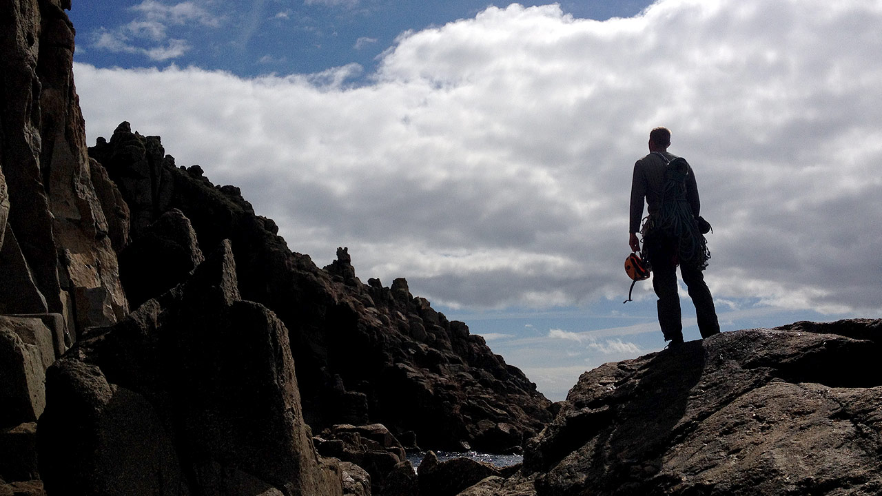 rock climbing holiday cornwall