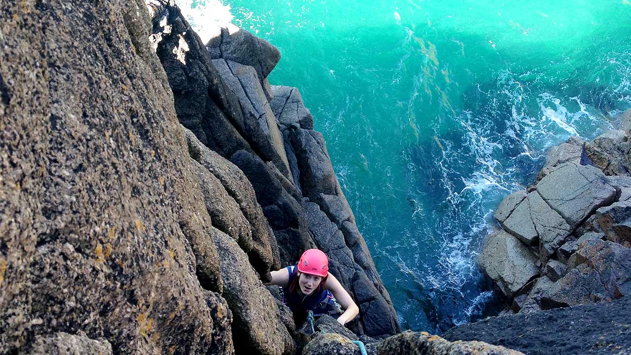 rock climbing holiday cornwall