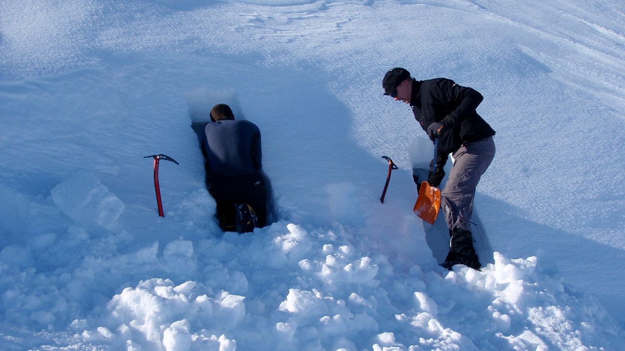 scotish winter mountaineering course