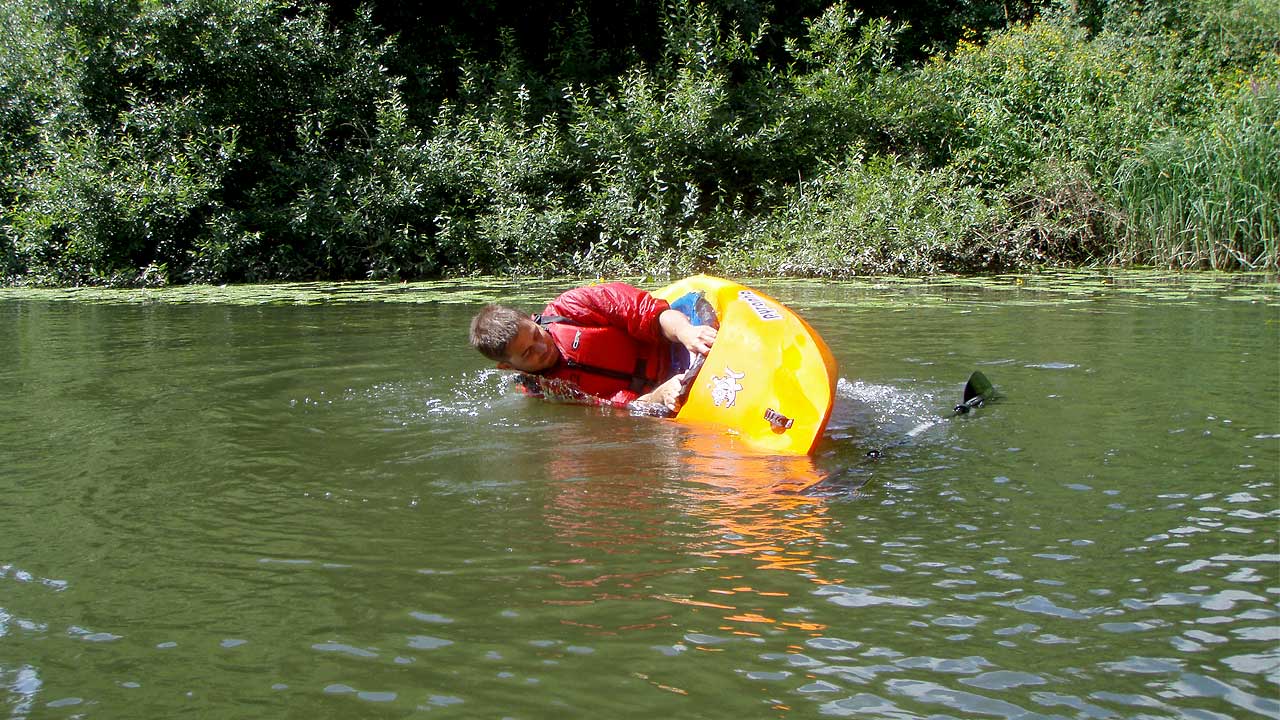 beginner kayaking courses lessons sussex