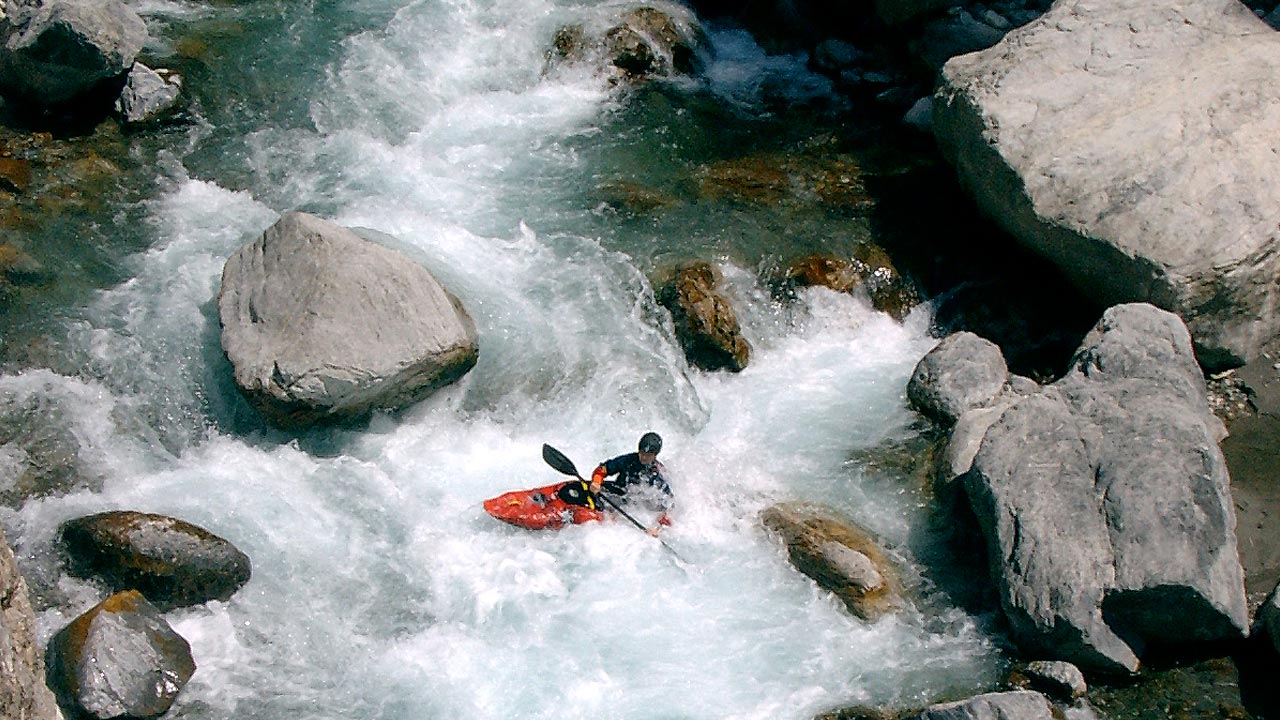 kayaking canoeing courses lessons trips holidays