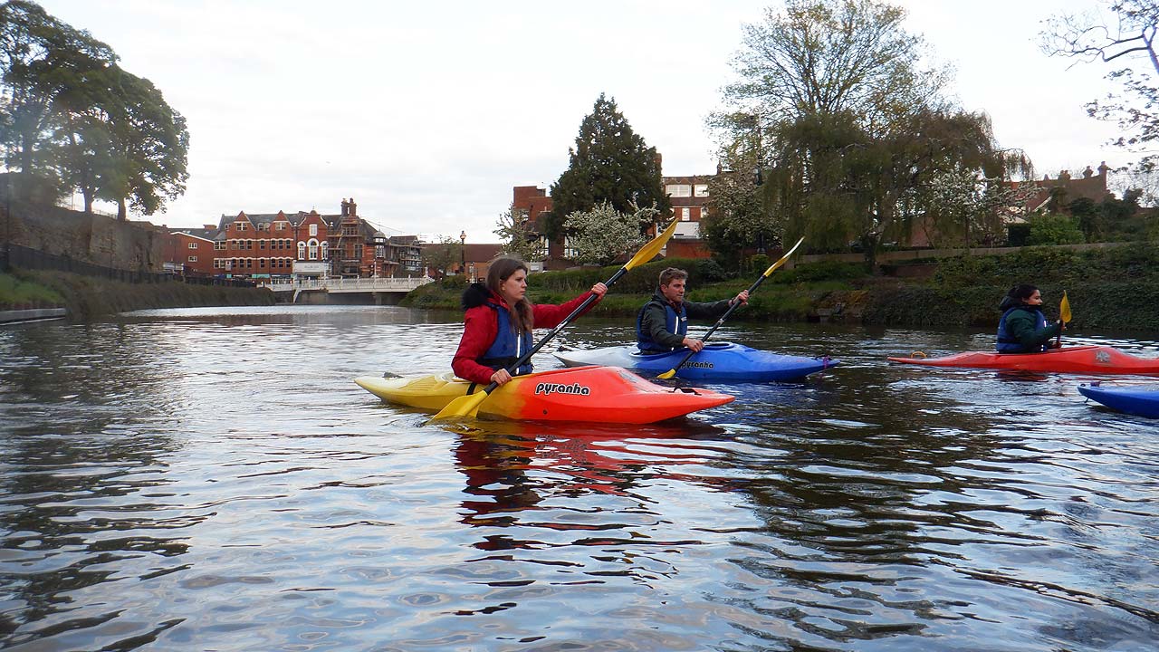 kayaking river medway tonbridge kent